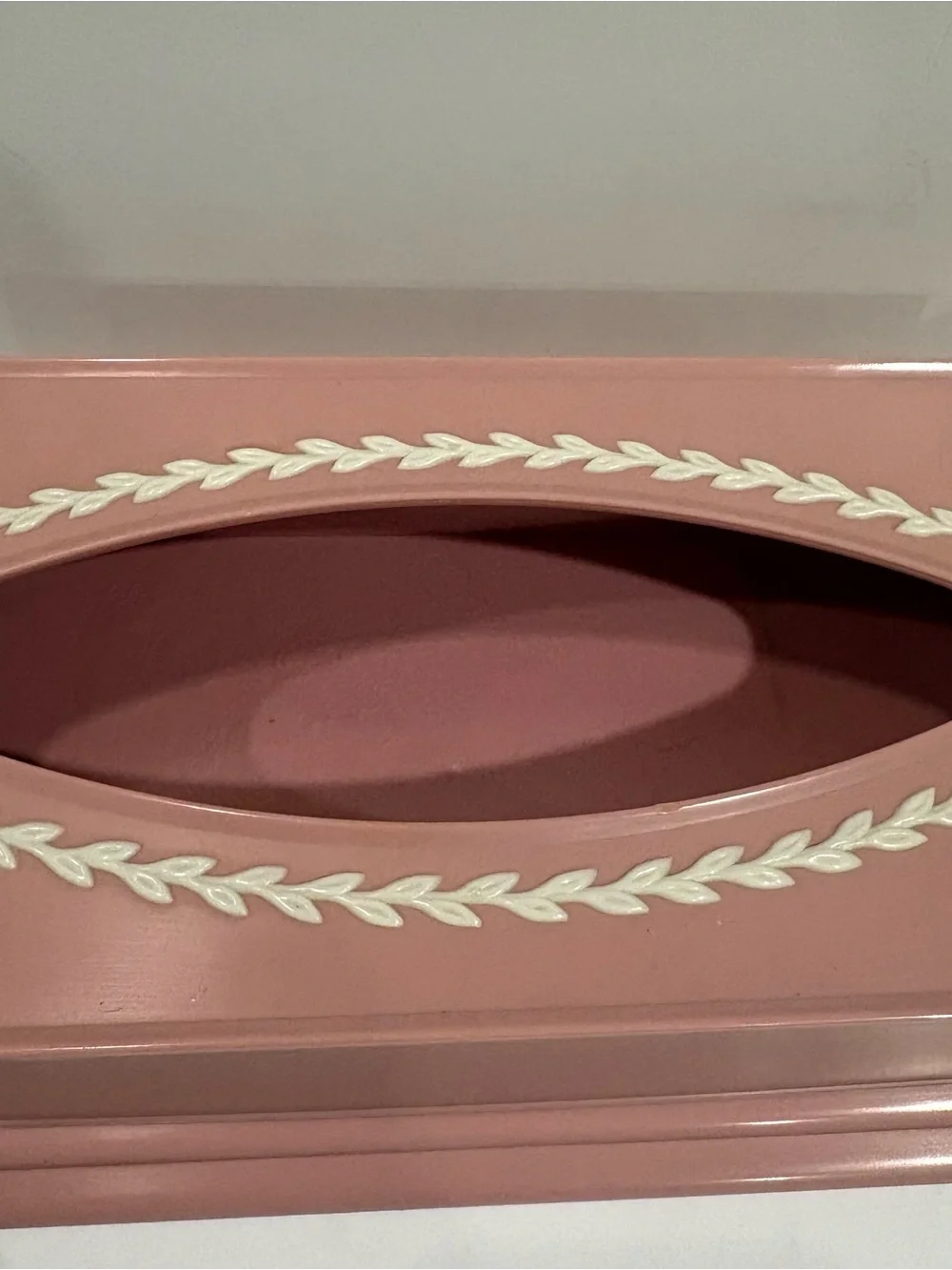 Vtg MCM Tissue Box Holder Bathroom Set Mauve Pink Plastic White Trim Fesco